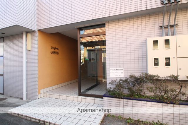 グリーンアベニュー羽村の玄関写真