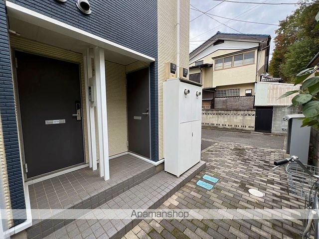 レオネクスト四季の風の玄関写真