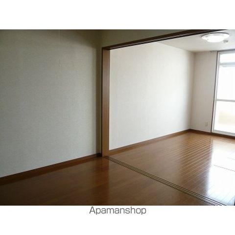 フェイマスKITAMI 3番館の内装写真