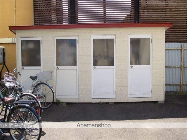 アブラハムの外観写真