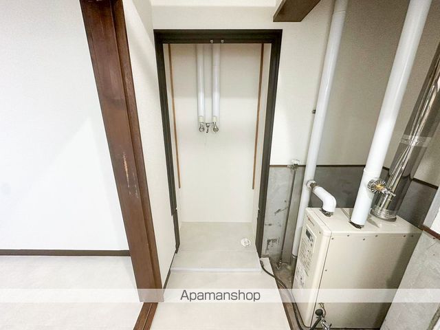 札幌市南区 2階建 築48年の内装写真