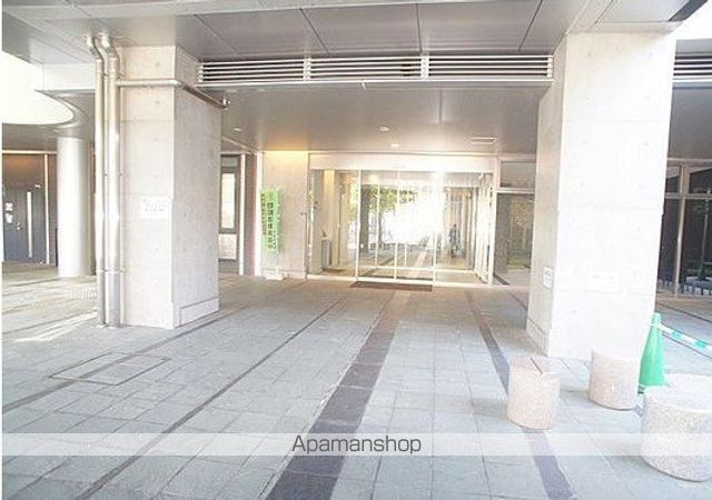 イーストコア曳舟一番館の玄関写真