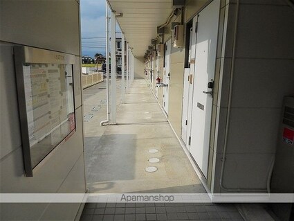 レオパレススカイタウン[1K/23.18m2]のエントランス
