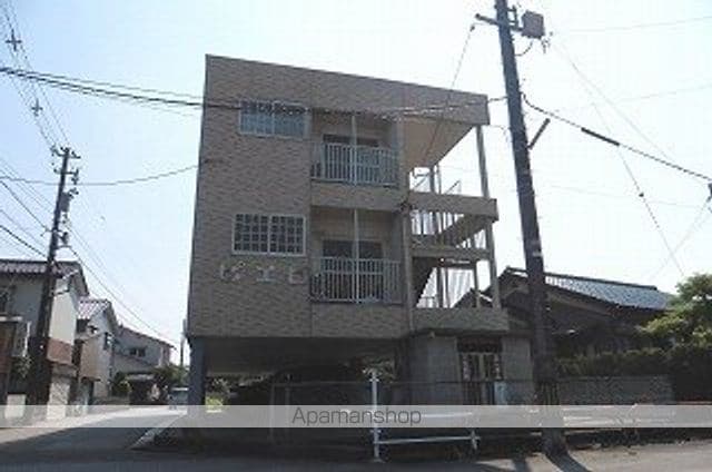 富山市 3階建 築34年の外観写真