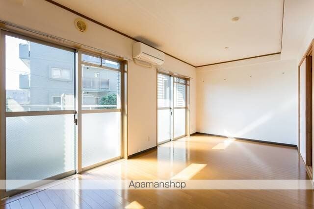フローレル北烏山[3LDK/65.05m2]のリビング・居間