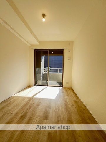 レジディア根岸の内装写真