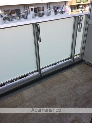 メインステージ横濱伊勢佐木Ⅱ[1K/20.95m2]のバルコニー