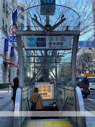 神宮前五丁目戸建[3LDK/168.08m2]の周辺5