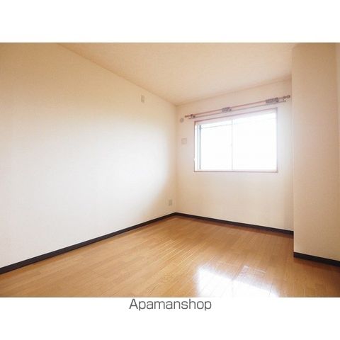 ピュアライフ坂井IIの内装写真