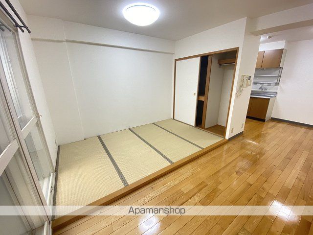 リバーシティ中里の内装写真