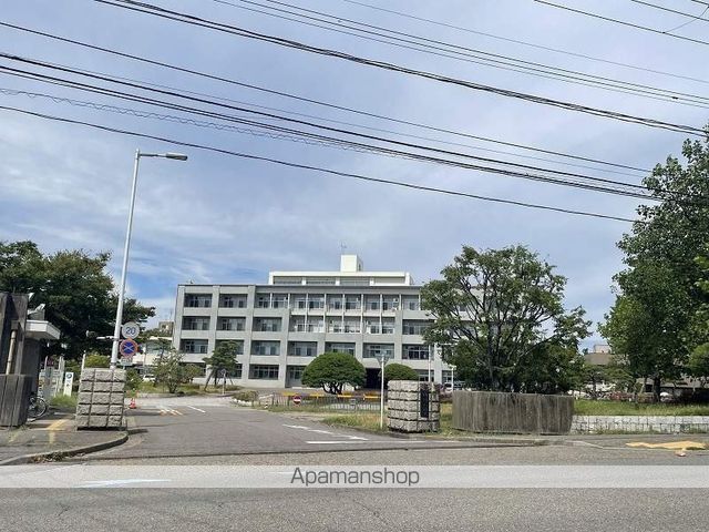 越後線 新潟大学前駅 徒歩14分 2階建 築36年の周辺写真