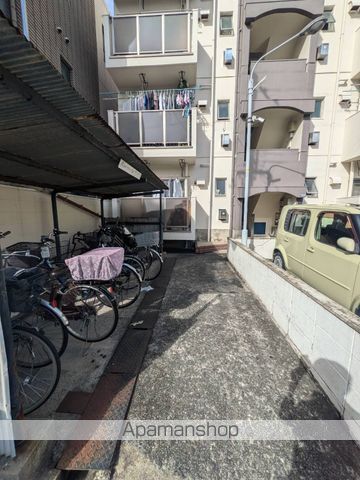 新森パークハイツの玄関写真