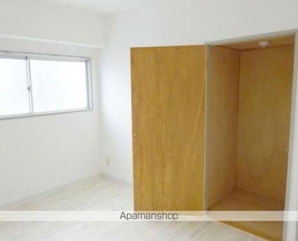 ロゼ松縄町[4DK/63.37m2]の収納