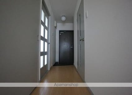 ロイヤルアネックスシエナ[2LDK/47.3m2]の玄関