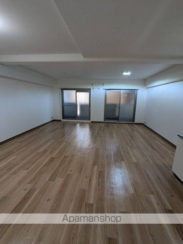 シャトー西梅田の内装写真
