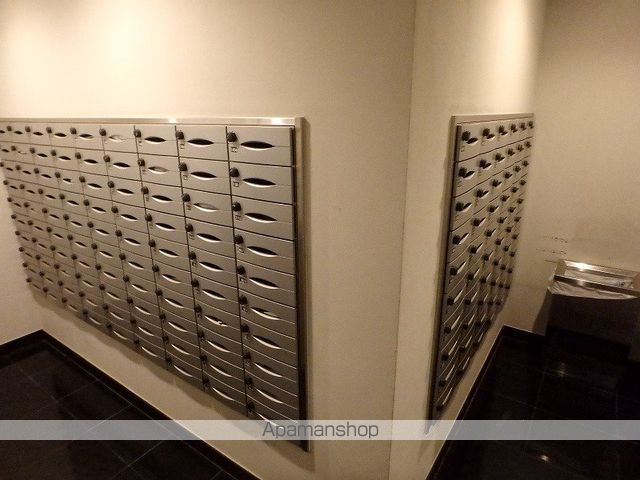 コンフォリア北参道の外観写真