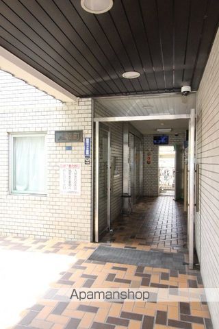 チュリス幸町の玄関写真