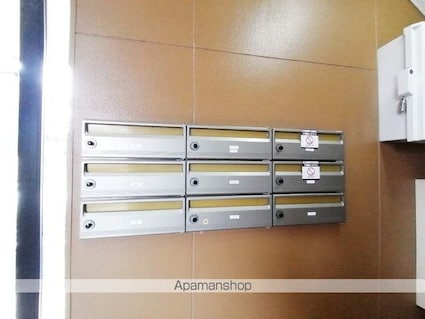 パルティール葦高[2LDK/59.85m2]の共用部1