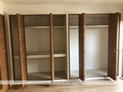 アサヒパレス川之江Ａ棟[2LDK/52.31m2]の収納