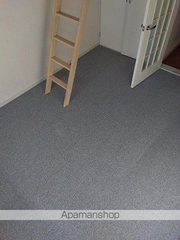 レオパレスRAFFINATOIIの内装写真