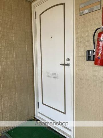 ガーデンハイツひがき E棟の玄関写真