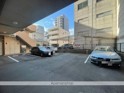 ベルパッソ平和公園[1LDK/41.71m2]の駐車場