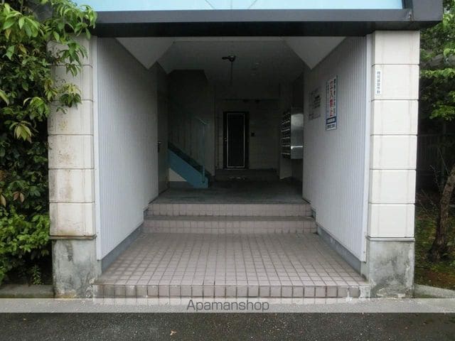 Kハウスの玄関写真