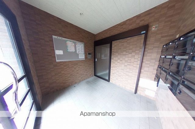 グランディオーズの玄関写真