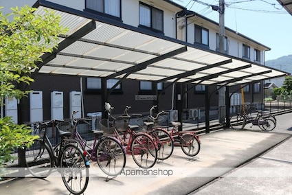 サンビレッジローズＡ・Ｂ・Ｃ[3DK/52.66m2]の共用部1