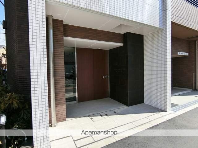 ボヌールステージ笹塚の玄関写真