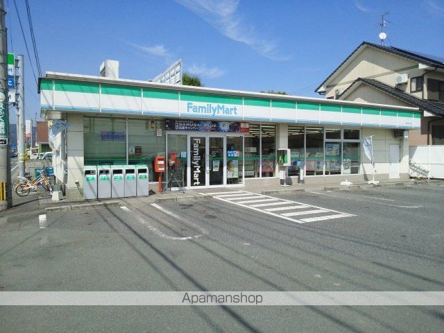 グランヴィエラBの周辺写真