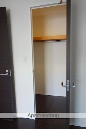 東京都新宿区北新宿４丁目[2LDK/56.71m2]の収納