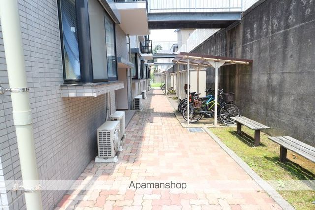 エトアールIIの玄関写真