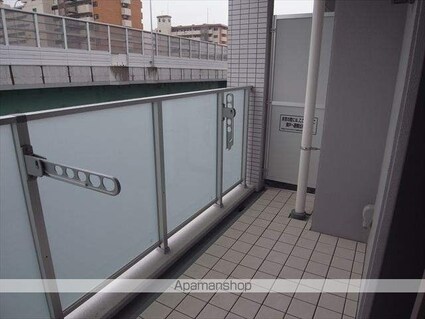 Ｔｗｉｎ　Ｏｗｌｓ（ツインアウルズ）[1K/31.84m2]のバルコニー