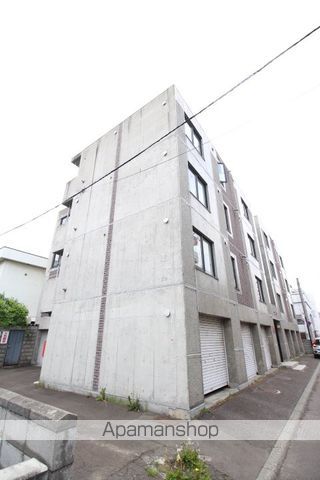 ST32の外観写真
