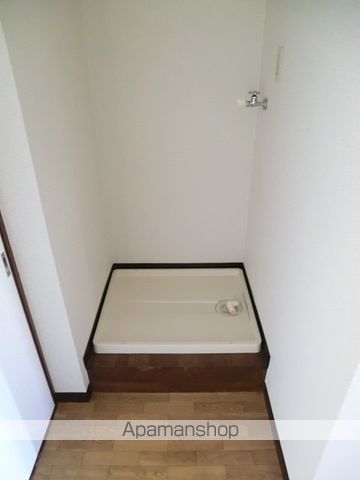 クレストアークの内装写真