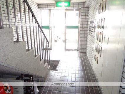 東京建設松本ビル[事務所/141.9m2]のエントランス1