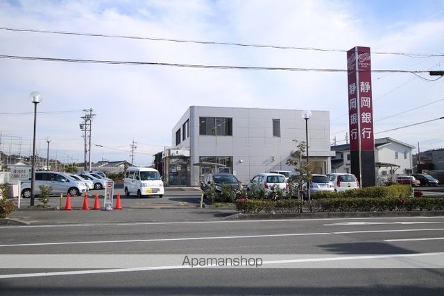 セラヴィー参番館の周辺写真