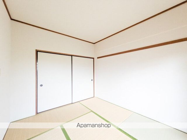 グローリーヒルズIIの内装写真