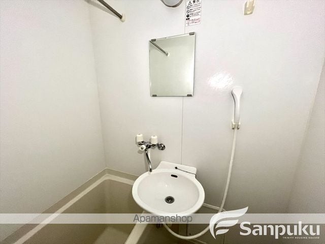 レオパレス中学校前の内装写真