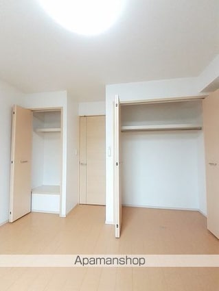メゾン　アグリーアブル[1LDK/42.8m2]の収納