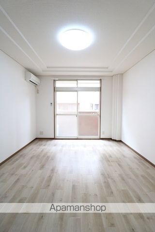 シャインキャッスルIIの内装写真