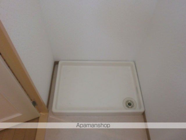 新大阪ファミール東館の内装写真
