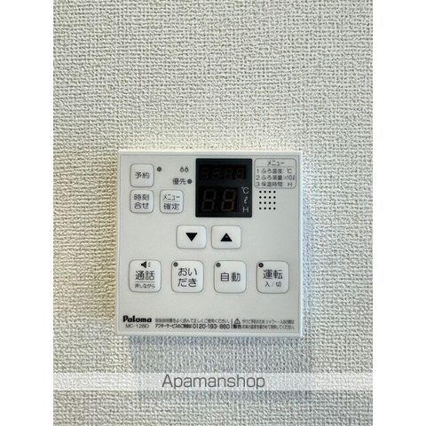 ドゥーエ三ノ輪IIIの内装写真