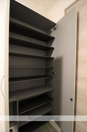 ＣｏｕＲ１８高宮Ｗ[1LDK/44.5m2]の玄関