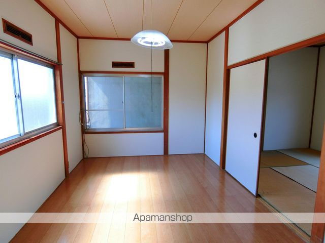 吉川タウンハウスの内装写真