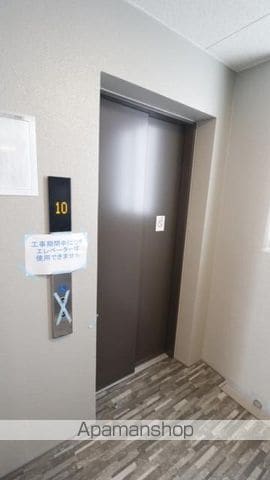 エスリードレジデンス弁天町グランデの玄関写真