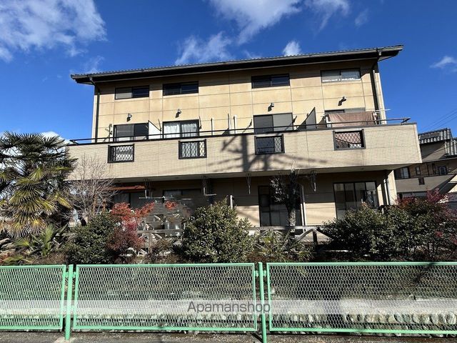 ハイツ三幸プレイス広沢Bの外観写真