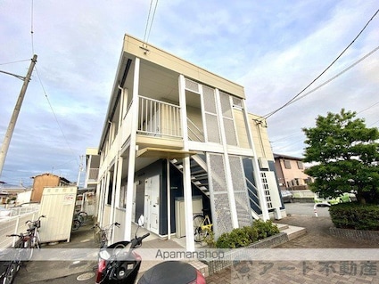 レオパレスシャルマンＳＡＫＡＭＯＴＯ[1K/22.7m2]の外観4