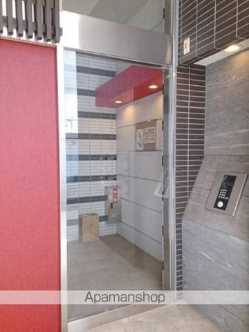 アルコバレーノの玄関写真